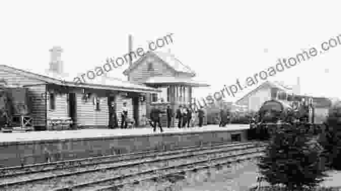 A Historic Photograph Of The Highland Train Station, A Symbol Of The Town's Railroad Heritage Highland And The Town Of Lloyd (Images Of America)